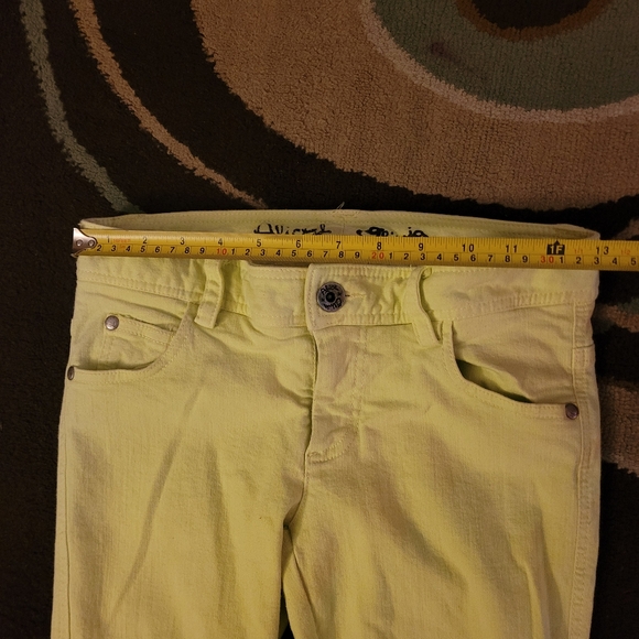 Alice + Olivia Neon Skinny Jeans - Picture 10 of 10